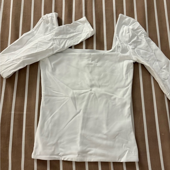 Aritzia Contour Crew Bundle - Picture 6 of 11